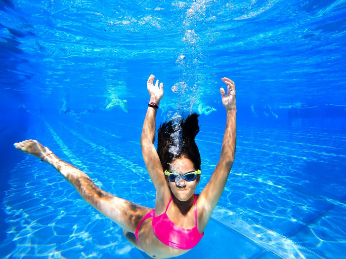 Top 9 des raisons d'offrir un maillot de bain menstruel à son ado